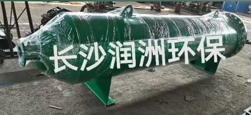全自動壓力式斜板除砂器解決用戶供水含砂量大的除砂問題；